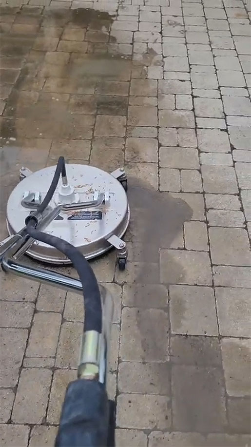 pressure-washing-pool-patio